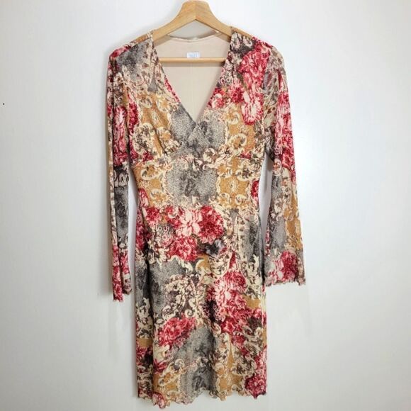 Suzy Shier Romantic Roses and Lace Pattern Dress - Picture 1 of 12